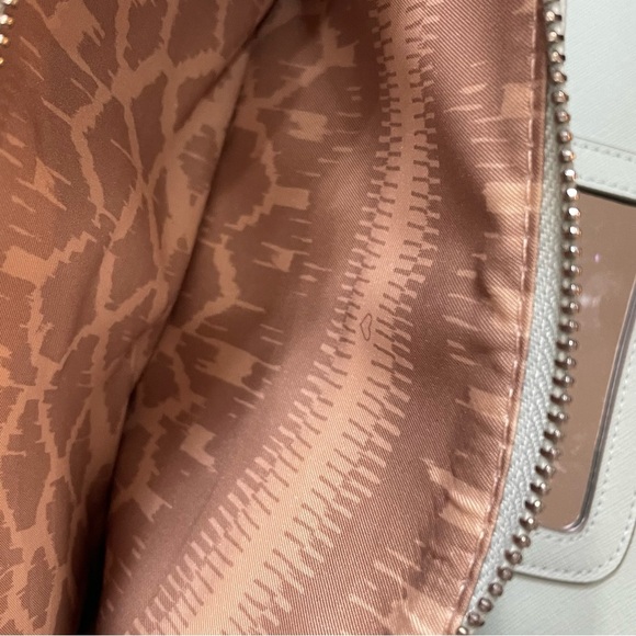 Stella & Dot eyelet clutch bag. - Picture 6 of 9